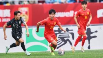 少一人的切尔西让阿森纳犯难，英超争冠从来不乏拼桌的